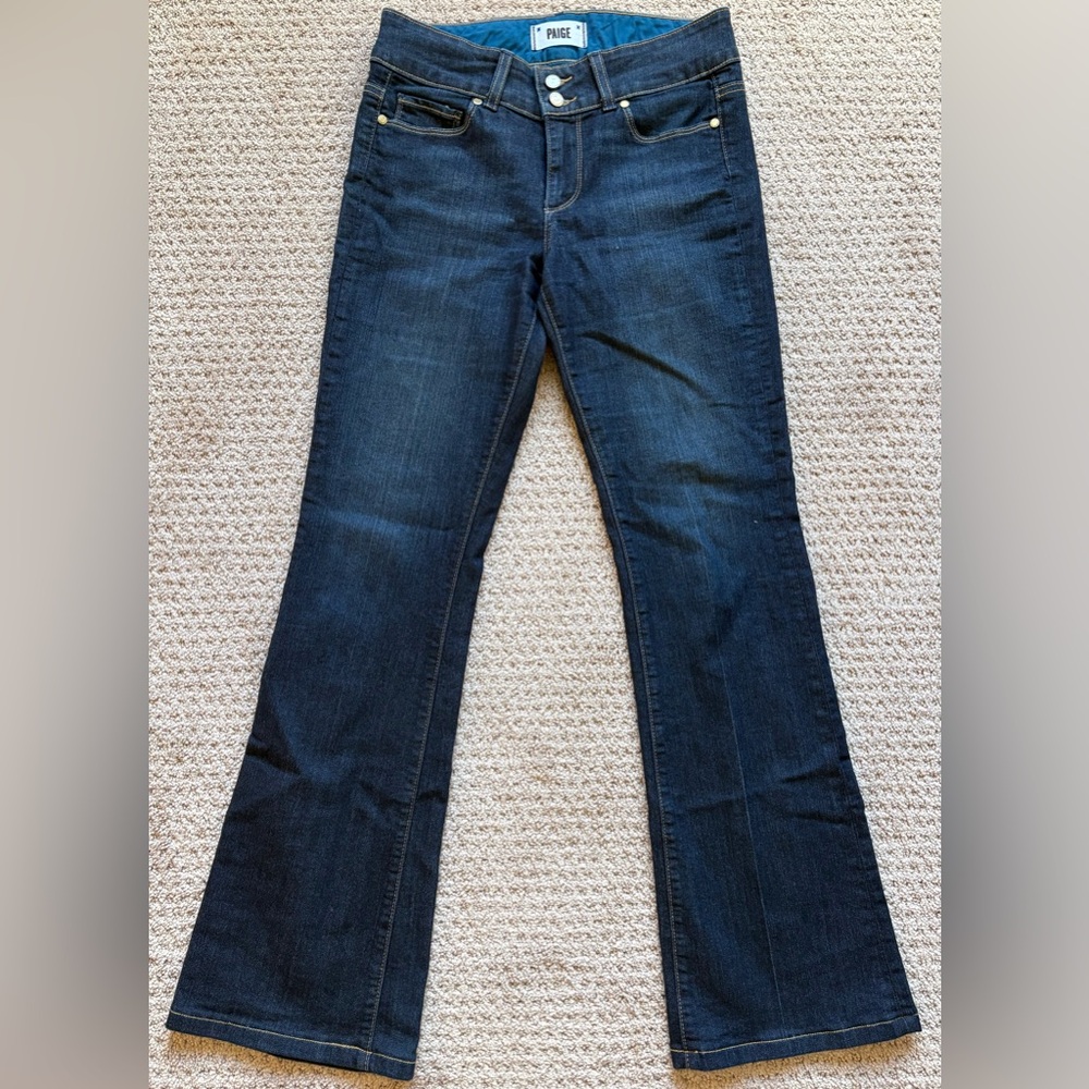 PAIGE Hidden Hills Petite Bootcut Jeans. Size 27.